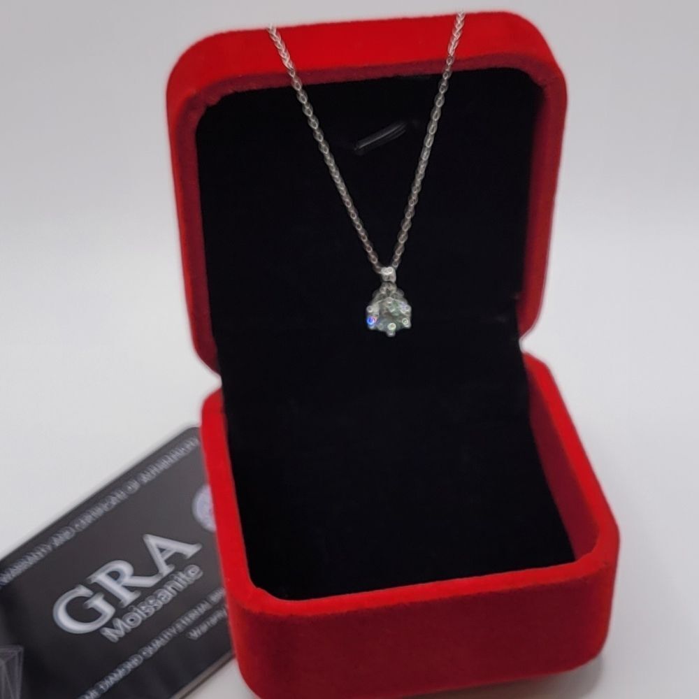 Certified 2 CT Moissanite Diamond Solitaire Pendant Necklace